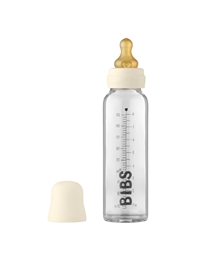 BIBS sutteflaske 225 ml i glas med naturgummi-sut set forfra